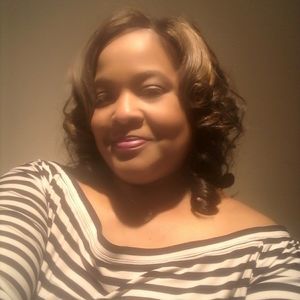 Meet your Posher, Kendra